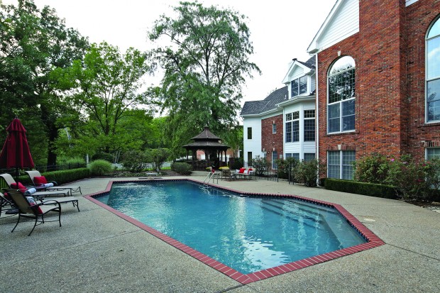 6 Countryside Ln - Pool.jpg